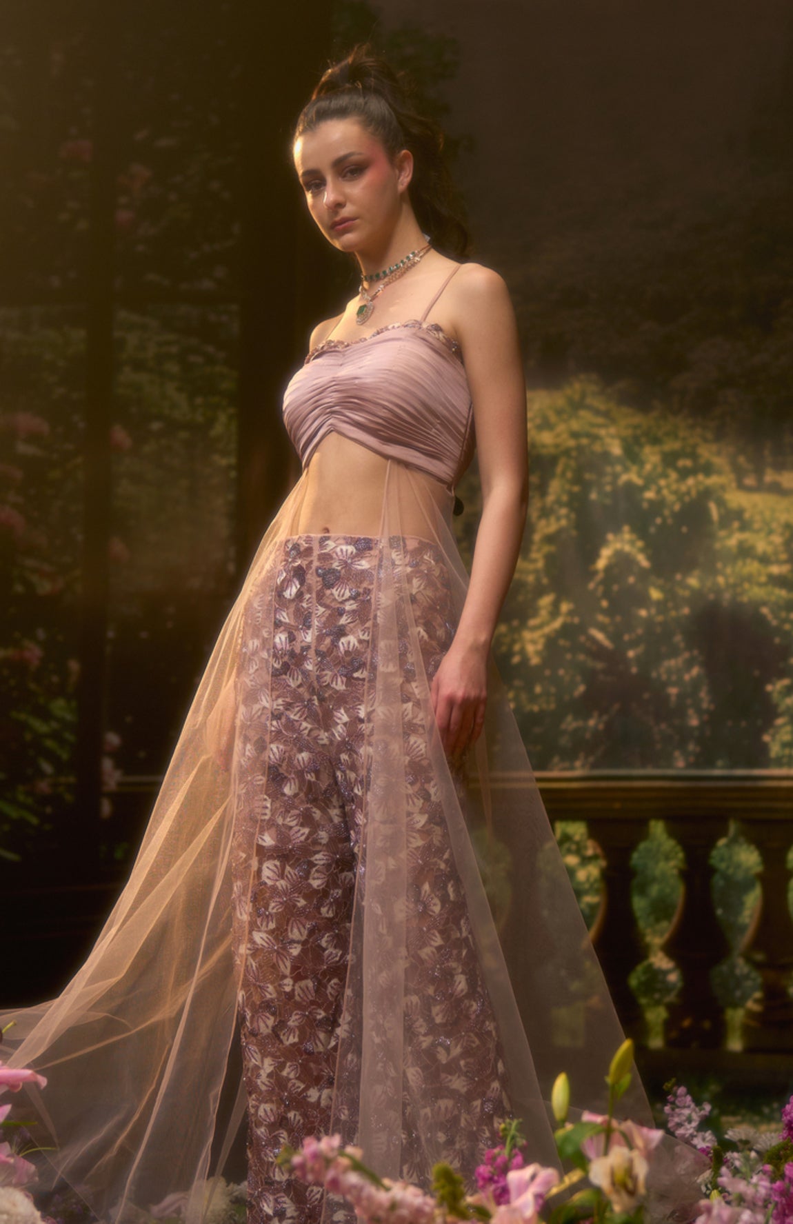 AMORA
